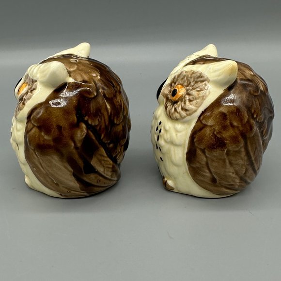 Vintage Owl Salt and Pepper Shakers - Picture 4 of 6
